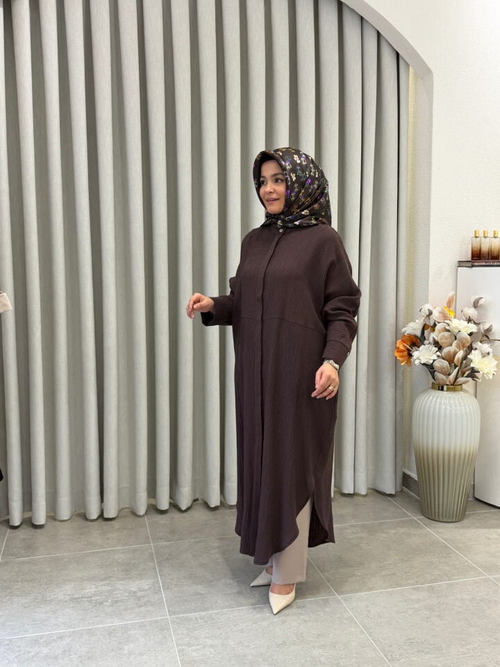 ARMİNE TREND TAM BOY MÜSLİN TUNİK KAHVERENGİ