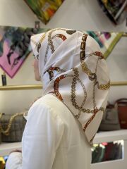 LA BOUTİQUE SURA İPEK EŞARP