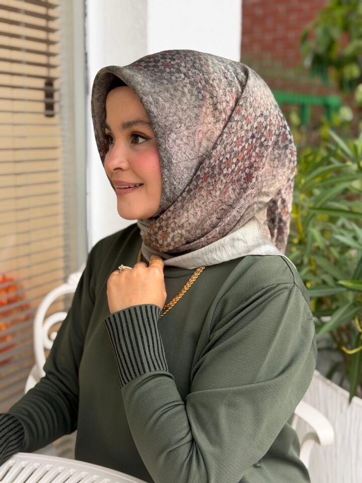 YAZ/GÜZ SERİSİ EŞARP