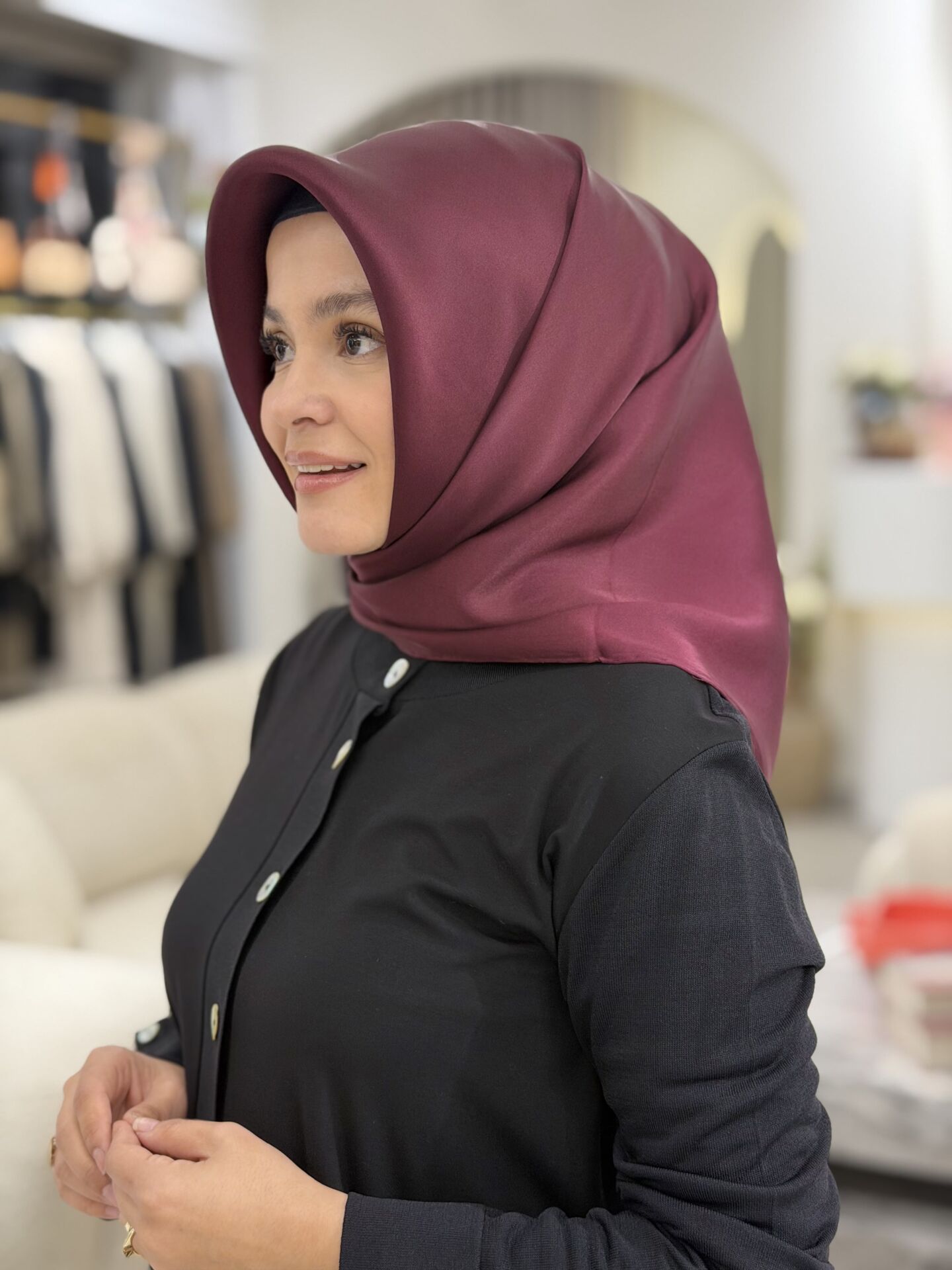 LA BOUTİQUE SURA İPEK EŞARP