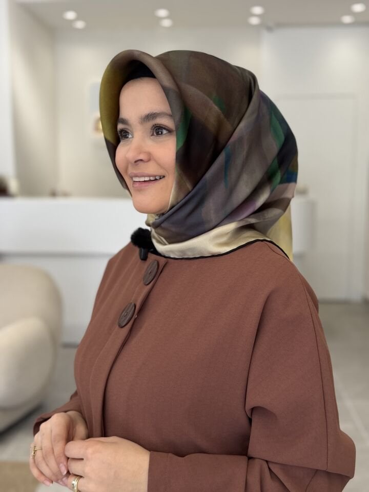 AKER SURA İPEK EŞARP