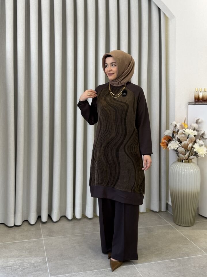 İPEK CUPRA KOMBİNLİ OYSHO PANTOLONLU TAKIM KAHVERENGİ