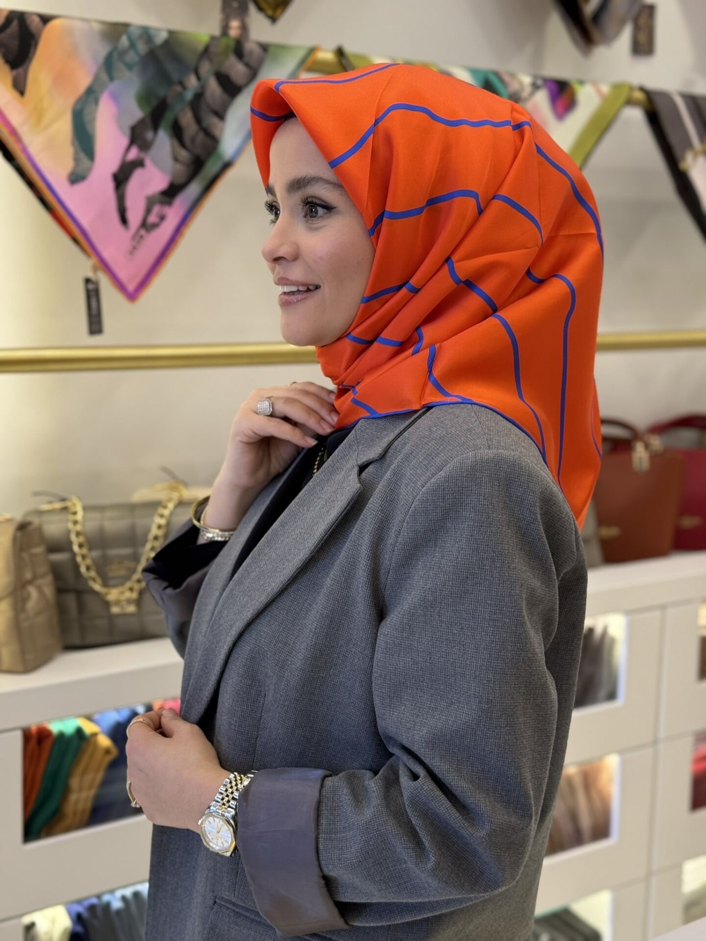 LA BOUTİQUE SURA İPEK EŞARP