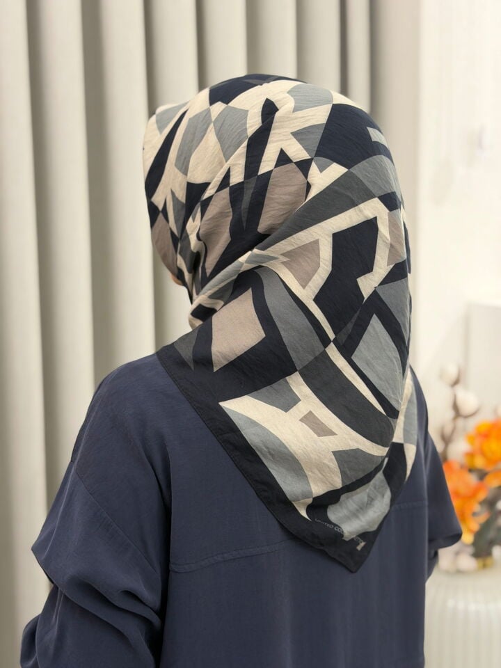 BENETTON VİSCON SIENA EŞARP SİYAH