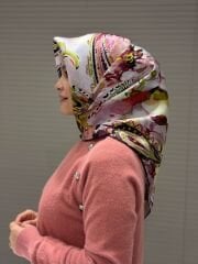 LA BOUTİQUE SURA İPEK EŞARP