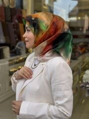 LA BOUTİQUE SURA İPEK EŞARP