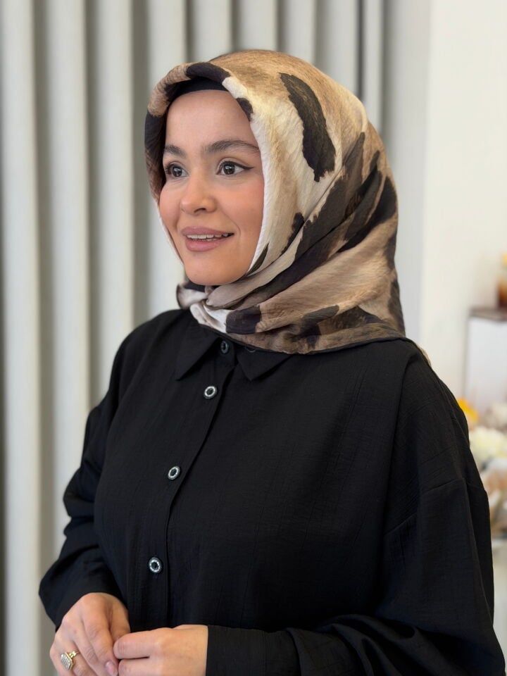 YAZ/GÜZ SERİSİ EŞARP