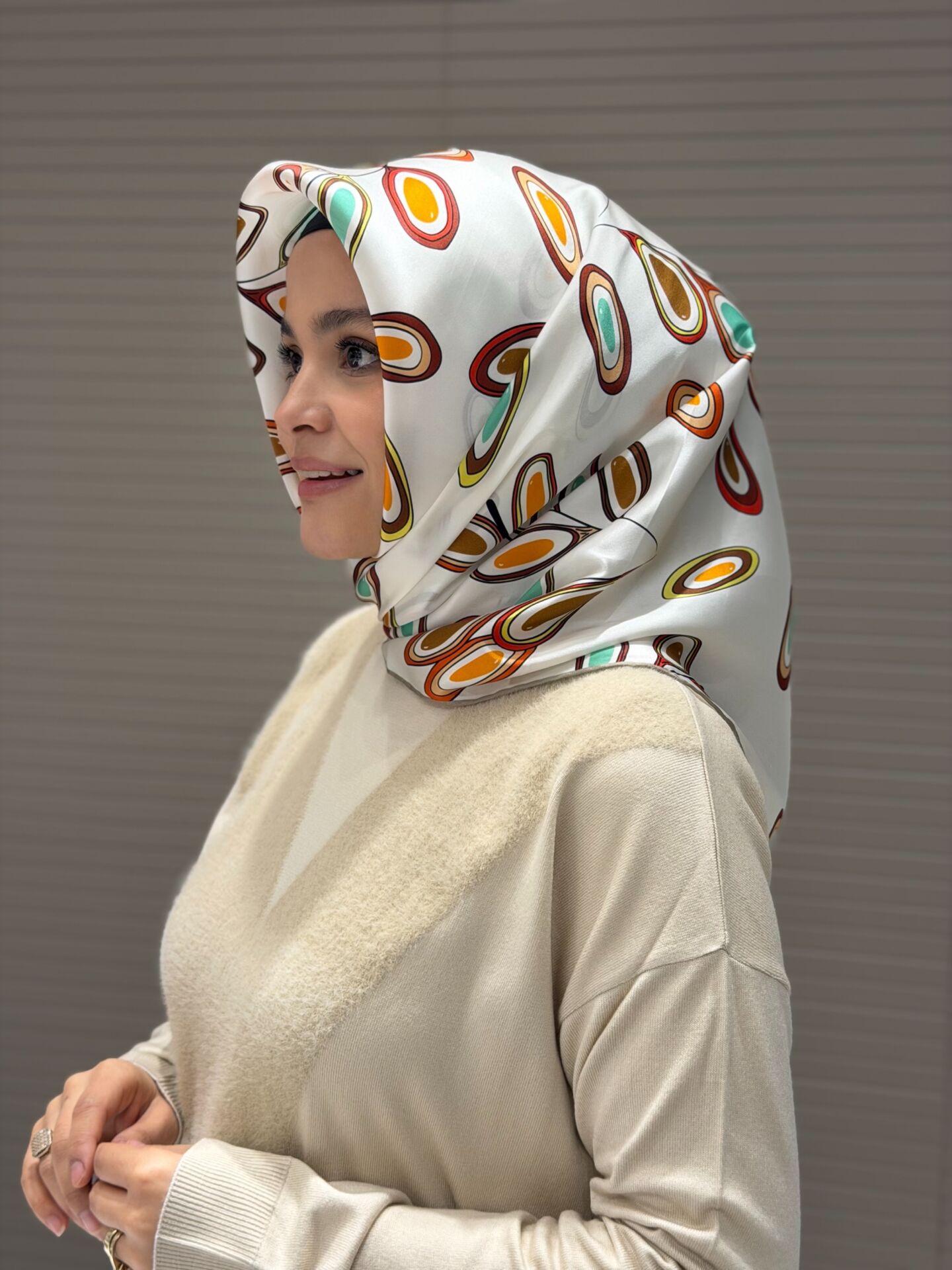 LA BOUTİQUE SURA İPEK EŞARP