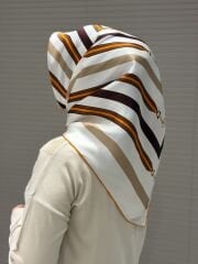 LA BOUTİQUE SURA İPEK EŞARP