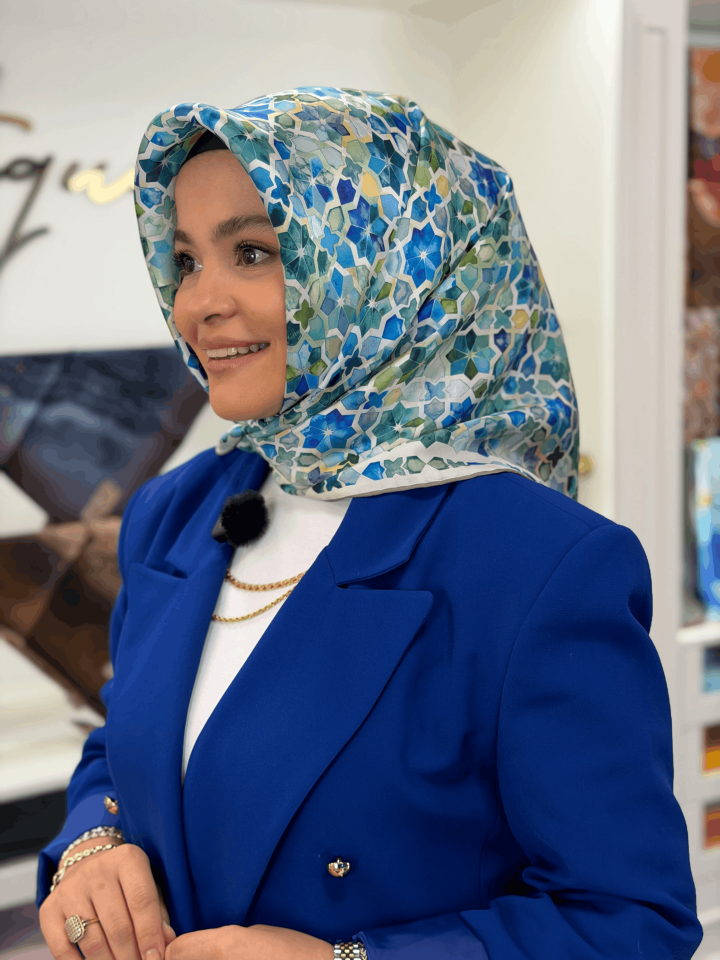 LA BOUTİQUE SURA İPEK EŞARP