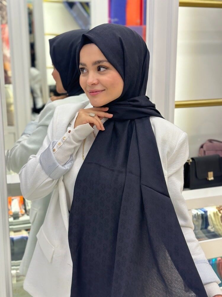 AKER MONOGRAM JAKAR ŞAL