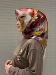 LA BOUTİQUE SURA İPEK EŞARP