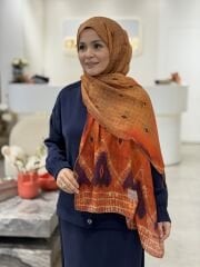 LA BOUTİQUE YAZ SERİNLİĞİ ŞAL 70X190