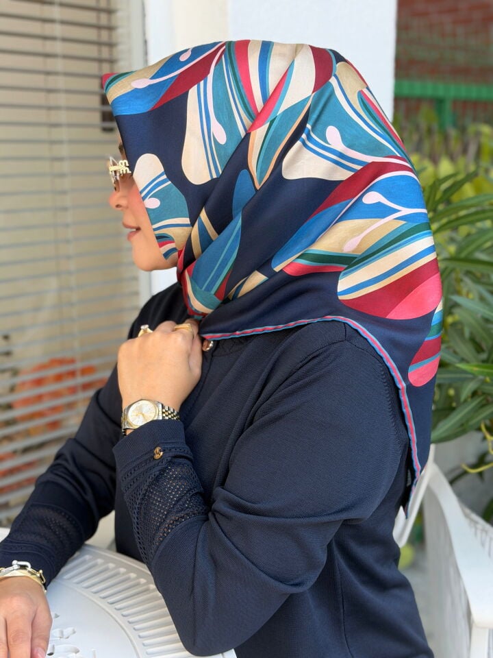 BELLİ TWİLL İPEK EŞARP