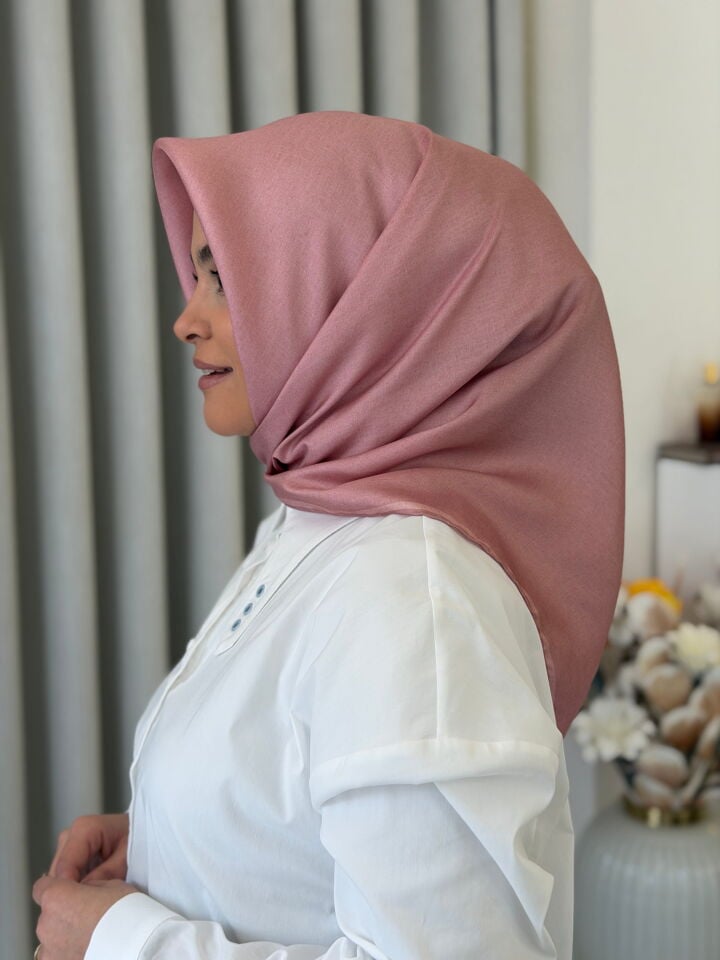 BELLİ TWİLL İPEK EŞARP