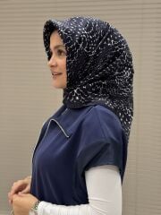 AKER SURA İPEK EŞARP