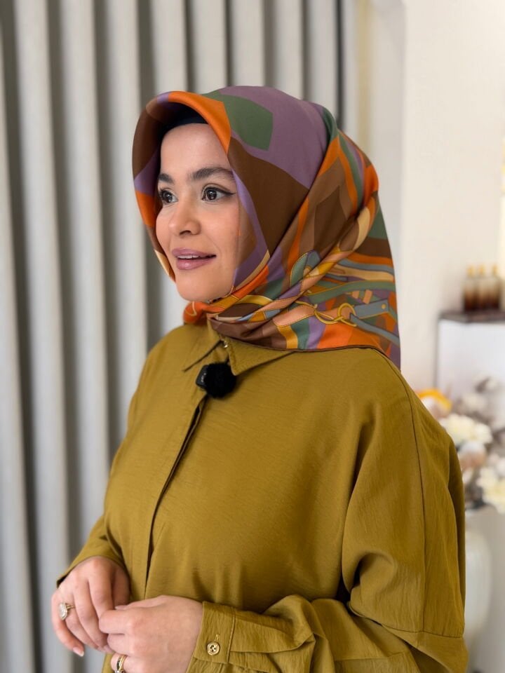 BELLİ TWİLL İPEK EŞARP