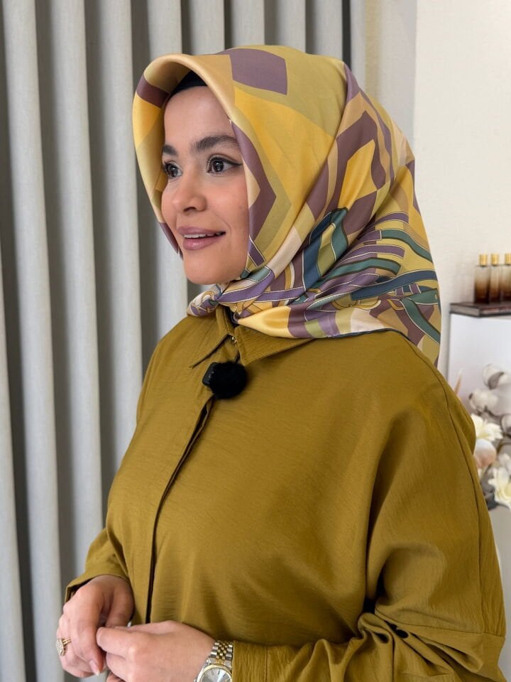 BELLİ TWİLL İPEK EŞARP