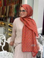 LA BOUTİQUE YAZ SERİNLİĞİ ŞAL 70X190