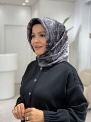 AKER SURA İPEK EŞARP