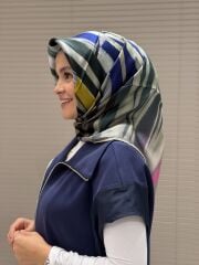 AKER SURA İPEK EŞARP