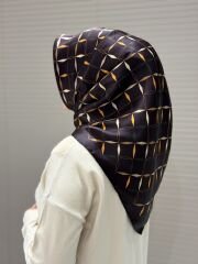 LA BOUTİQUE SURA İPEK EŞARP