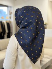 LA BOUTİQUE SURA İPEK EŞARP