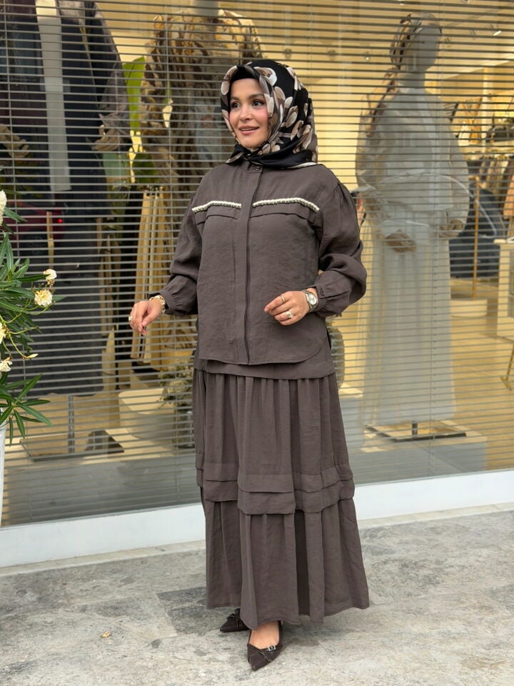 ARMİNE TREND TENCEL ETEKLİ TAKIM KAHVERENGİ