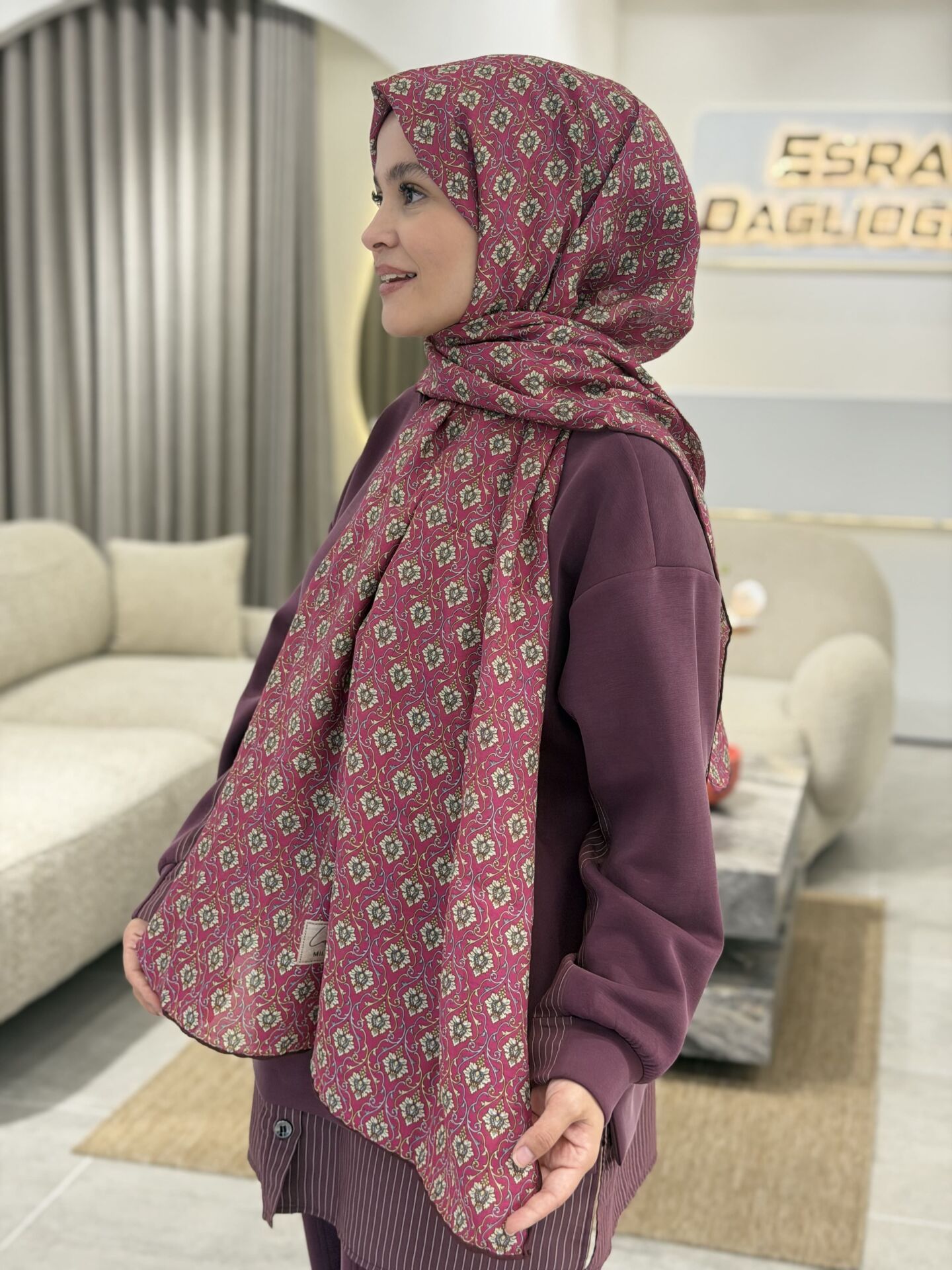 LA BOUTİQUE YAZ SERİNLİĞİ ŞAL 70X190