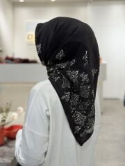 YAZ/GÜZ SERİSİ EŞARP