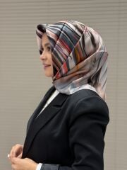 AKER SURA İPEK EŞARP