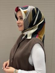 AKER SURA İPEK EŞARP