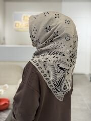 YAZ/GÜZ SERİSİ EŞARP