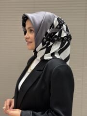 AKER SURA İPEK EŞARP