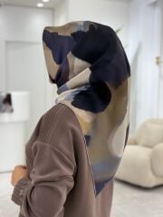 AKER SURA İPEK EŞARP