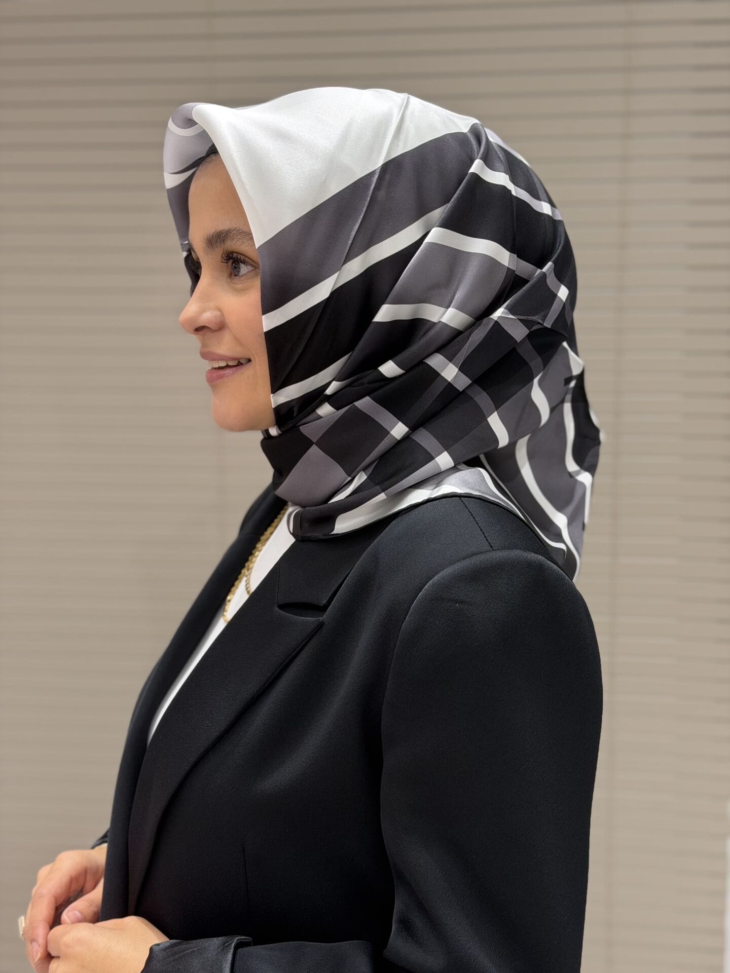 PİERRE CARDİN SURA İPEK EŞARP