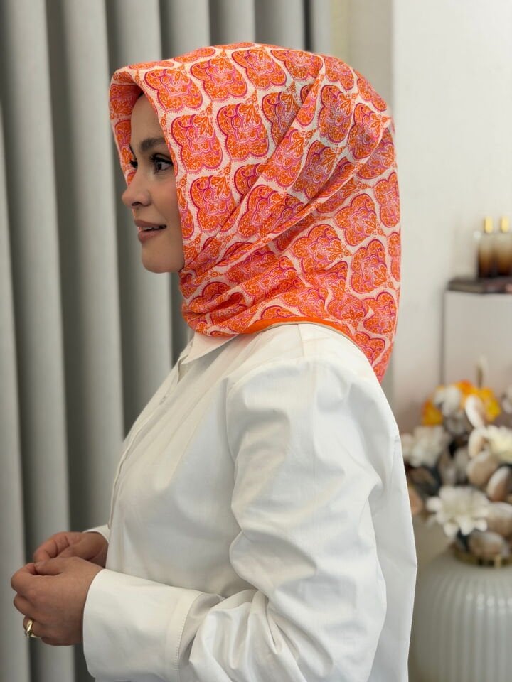 YAZ/GÜZ SERİSİ EŞARP