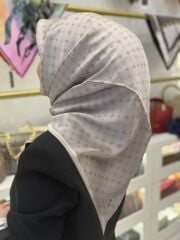 AKER SURA İPEK EŞARP