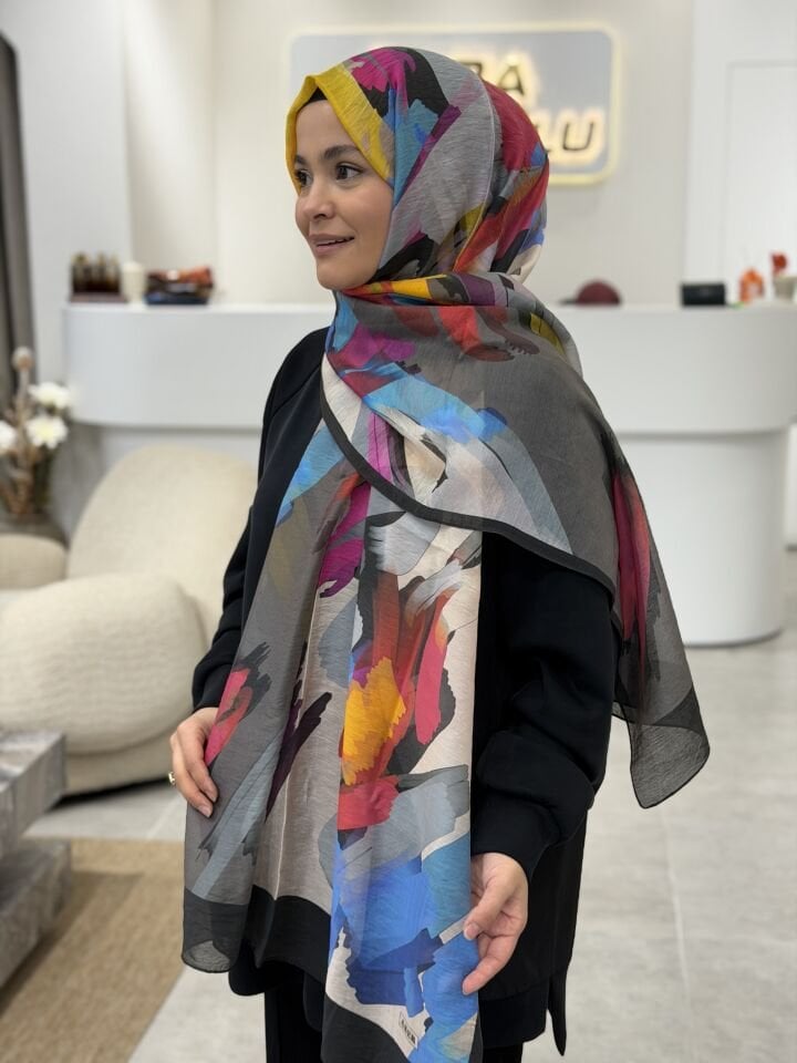 AKER LİORA ŞAL