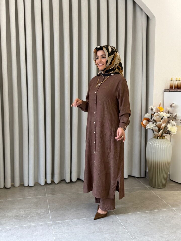 KADO DESENLİ PAMUK TENCEL PANTALONLU TAKIM KAHVERENGİ