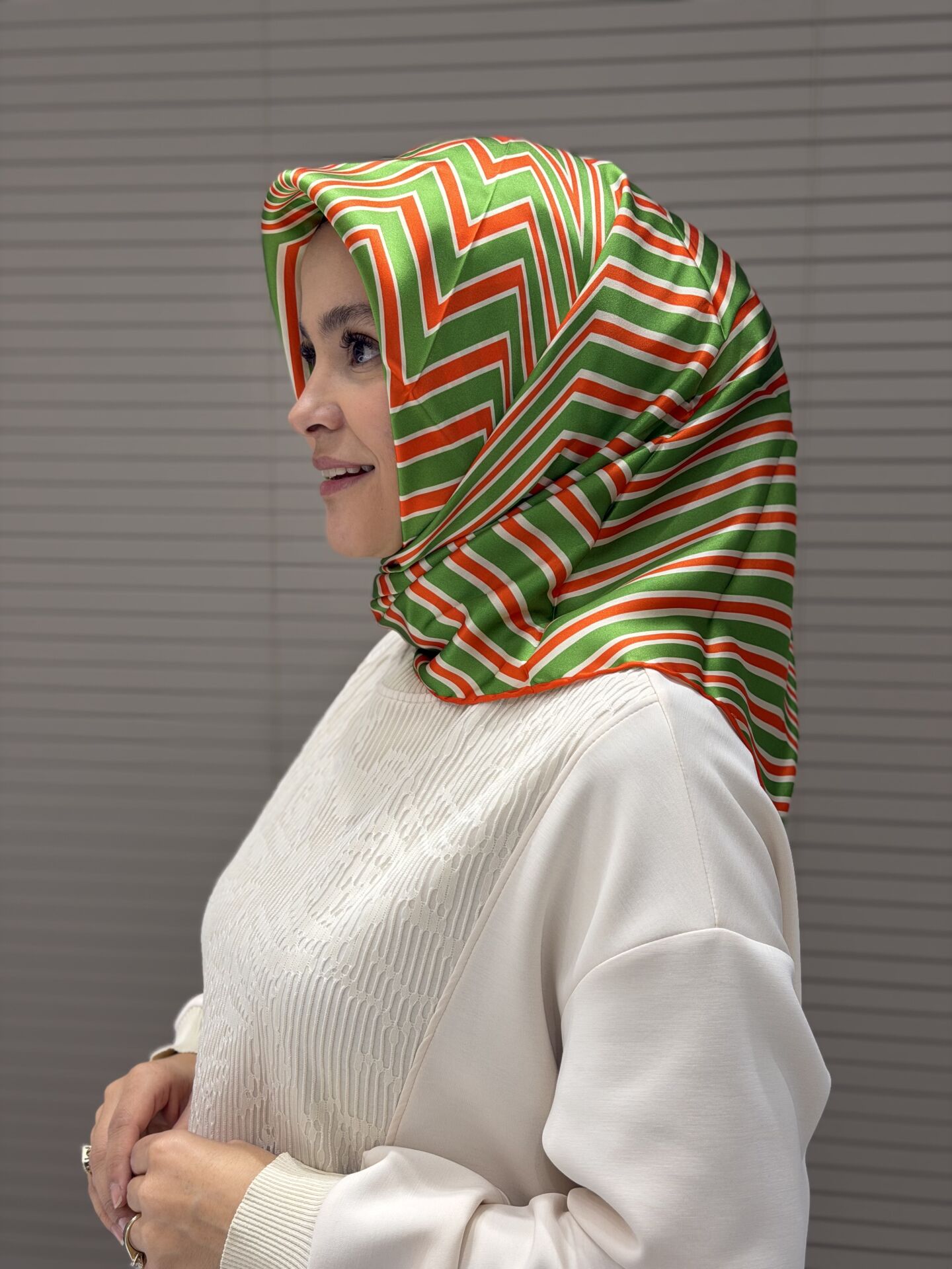 LA BOUTİQUE SURA  İPEK EŞARP