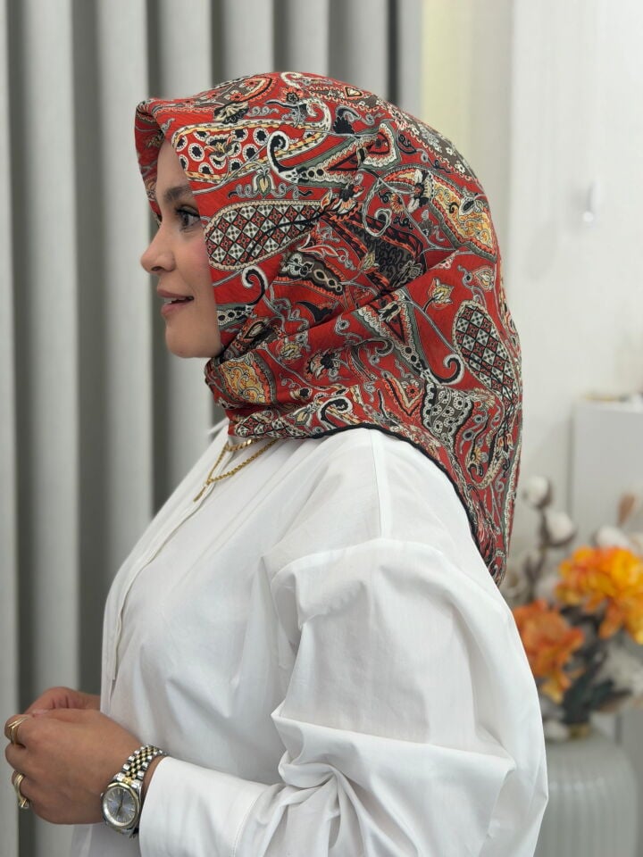 YAZ/GÜZ SERİSİ EŞARP