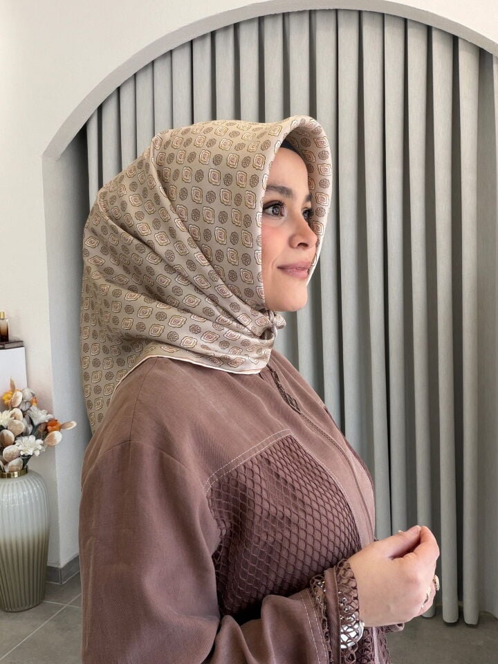 BELLİ TWİLL İPEK EŞARP