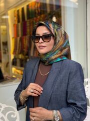 LA BOUTİQUE SURA İPEK EŞARP