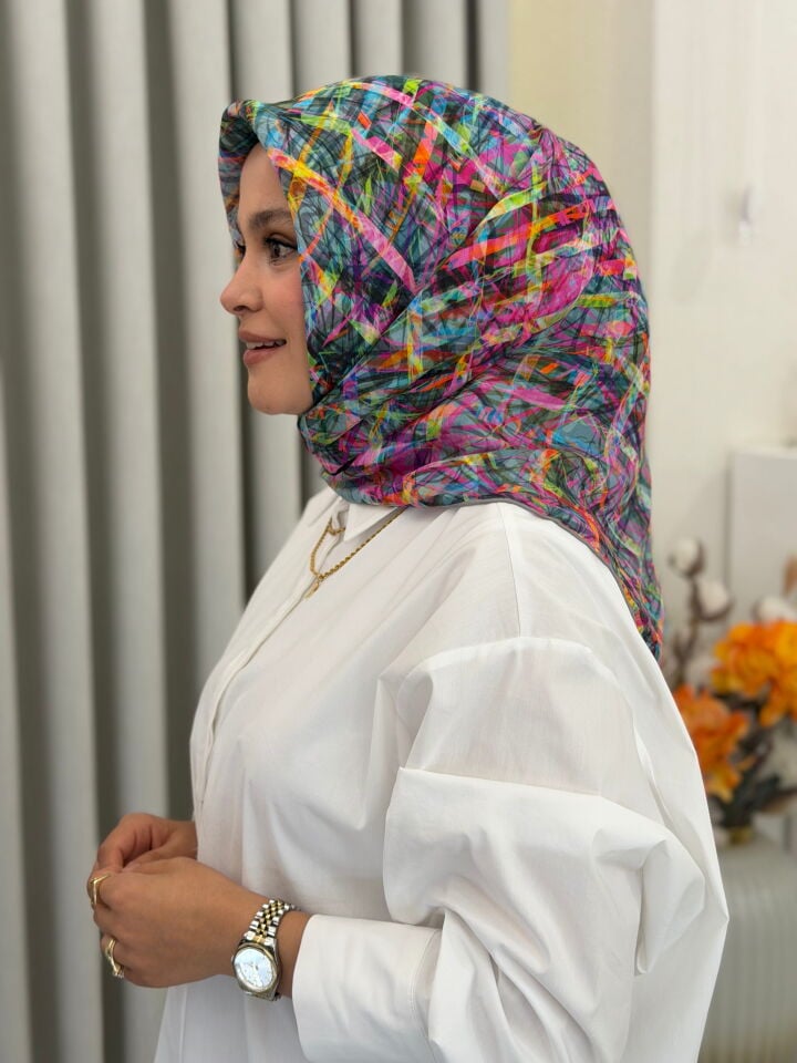 YAZ/GÜZ SERİSİ EŞARP