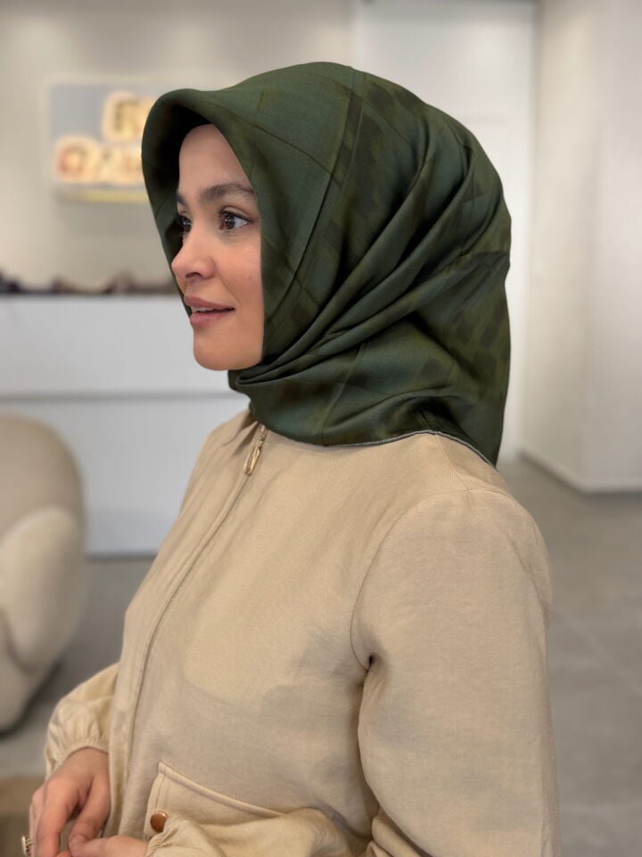 PİERRE CARDİN SURA İPEK EŞARP