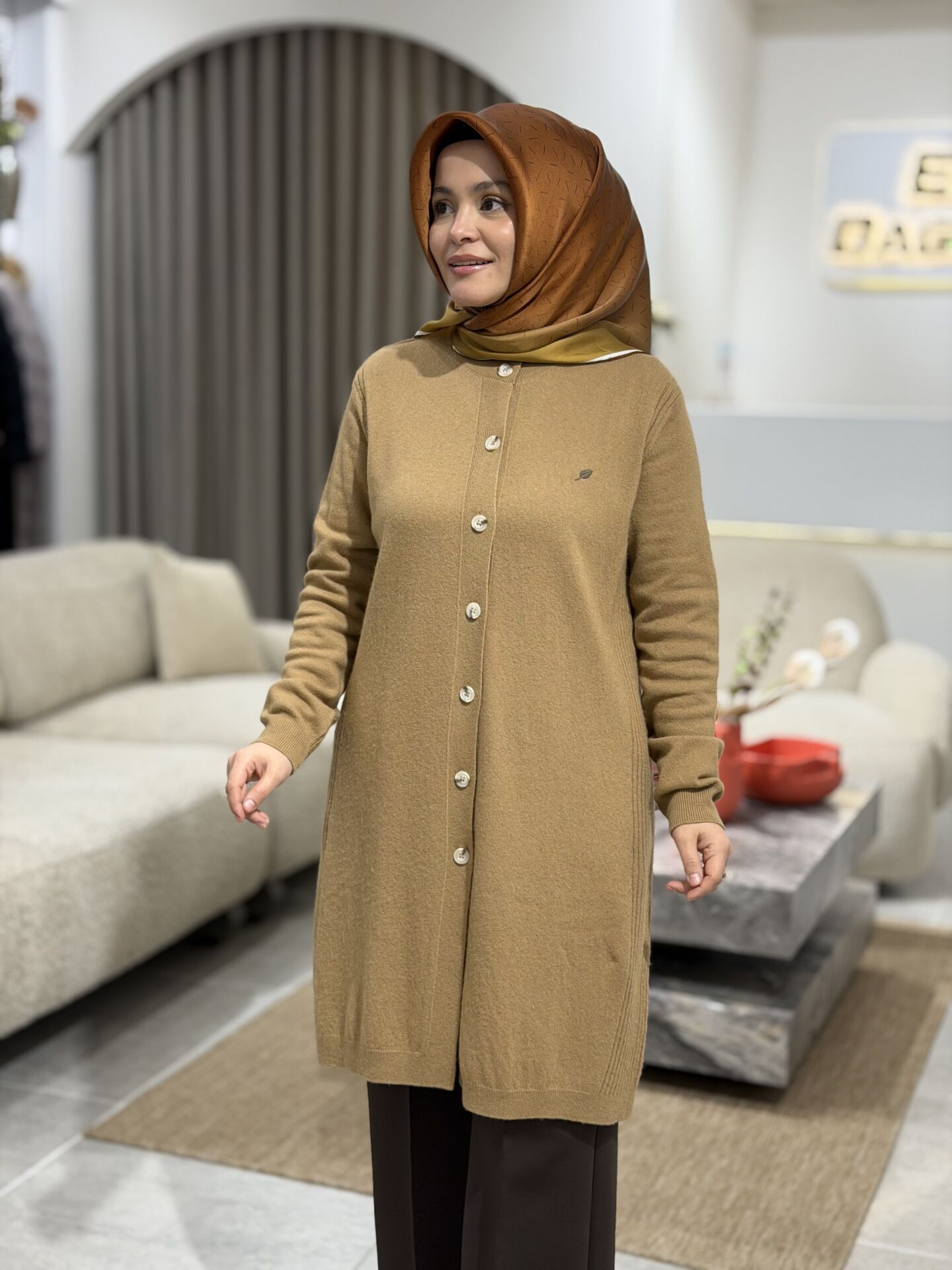 TIĞ TRİKO KAŞMİR TRİKO HIRKA CAMEL