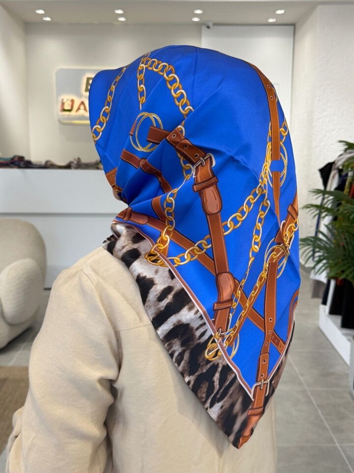 LA BOUTİQUE SURA İPEK EŞARP