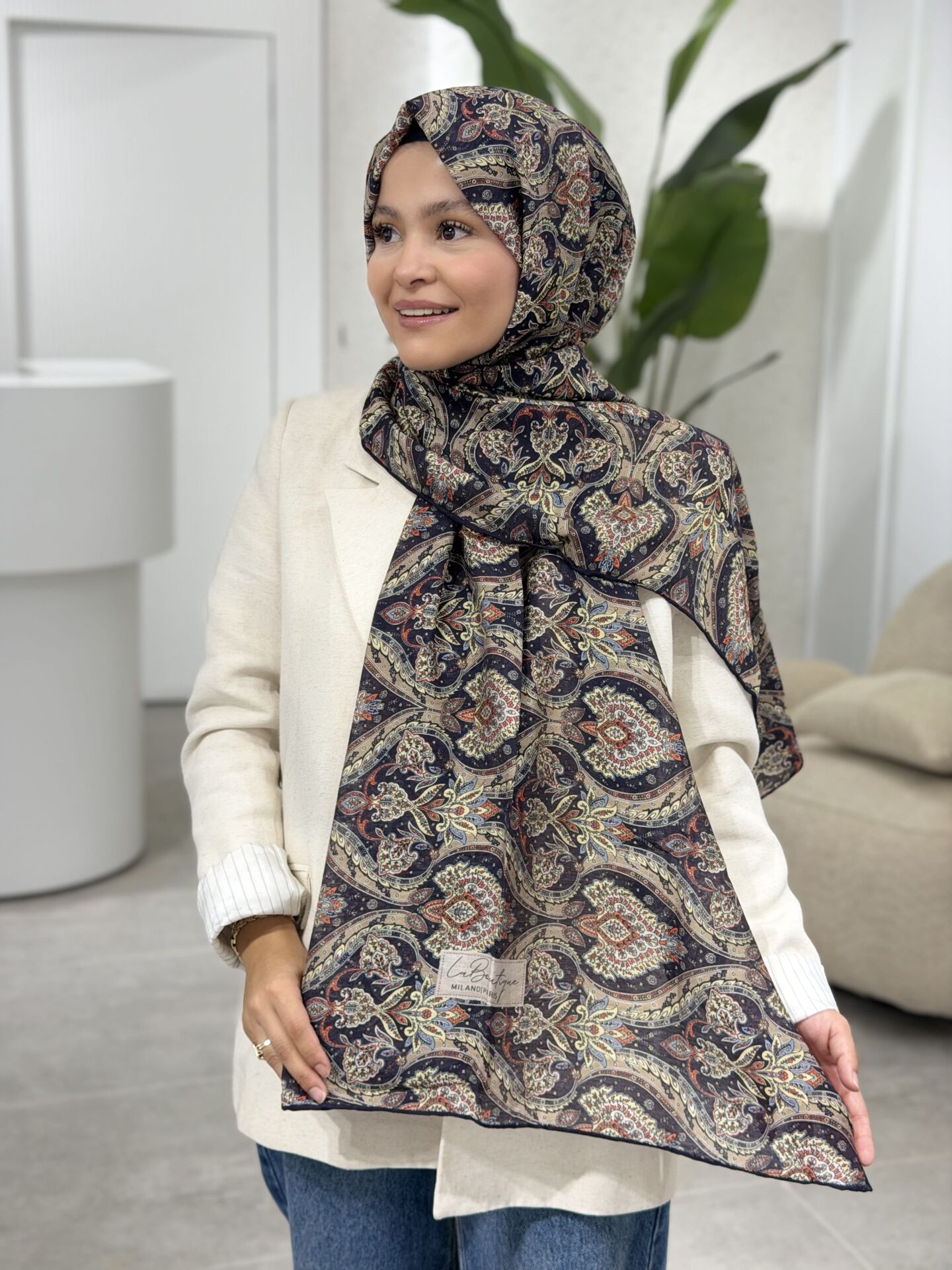 LA BOUTİQUE YAZ/GÜZ SERİNLİĞİ ŞAL 70X190