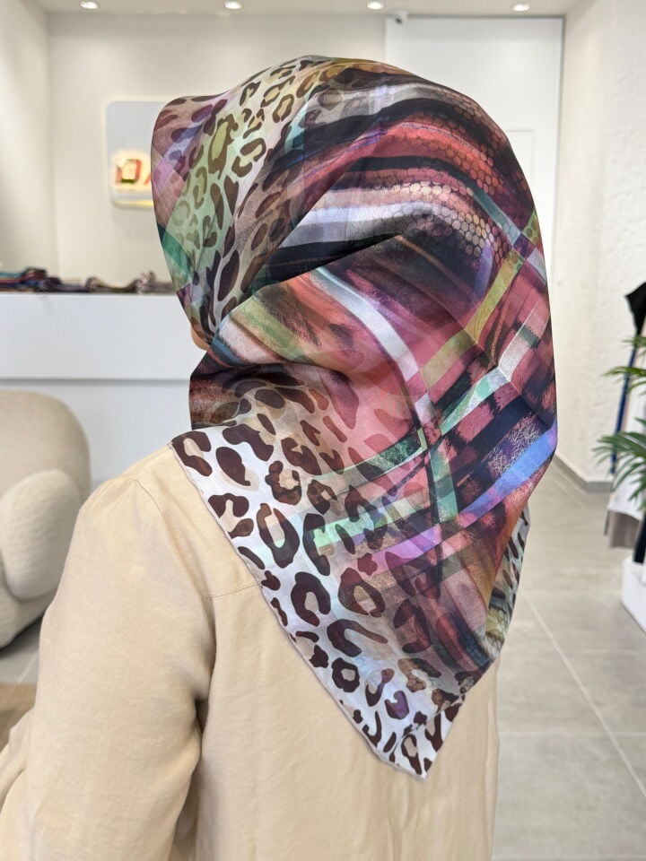 LA BOUTİQUE TWİL İPEK EŞARP